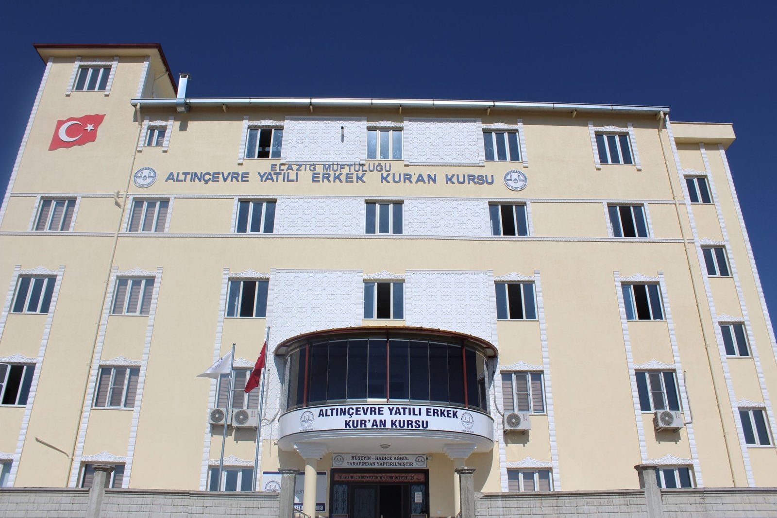 EK-DIŞ CEPHE 1